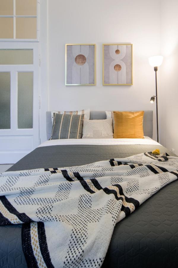 Wawelove Pilsudskiego - 3 Bedroom Apt. With Balcony And Free Parking! Krakau Exterior foto