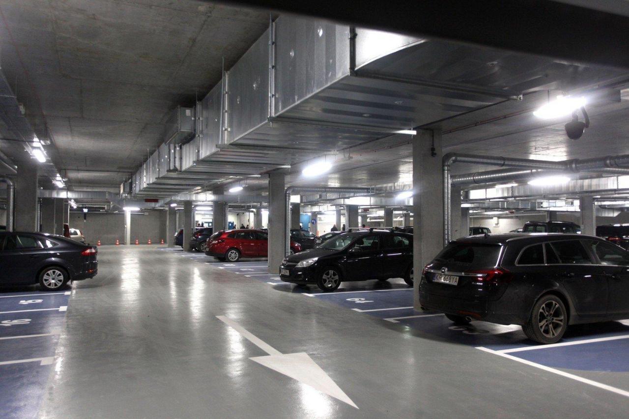 Wawelove Pilsudskiego - 3 Bedroom Apt. With Balcony And Free Parking! Krakau Exterior foto