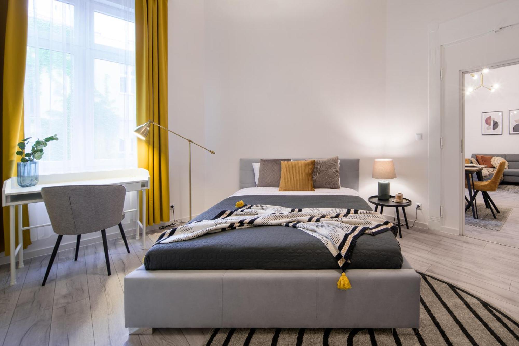 Wawelove Pilsudskiego - 3 Bedroom Apt. With Balcony And Free Parking! Krakau Exterior foto